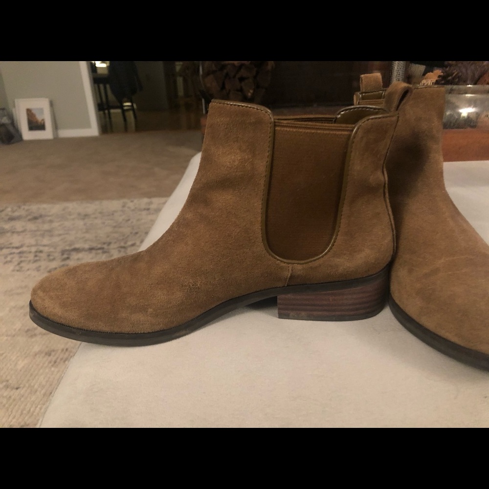 Cole Haan tan booties size 9.5